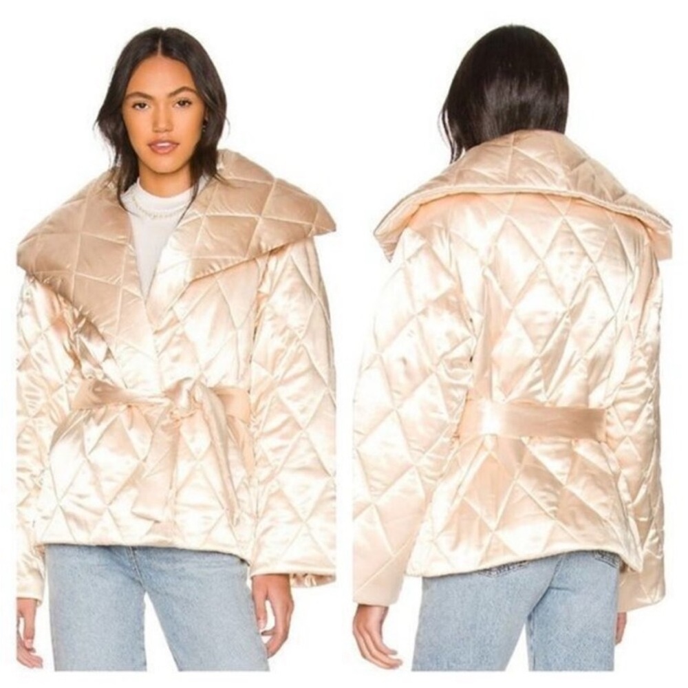 Lovers + Friends Britt Satin Quilted Puffer Jacket cream / blush